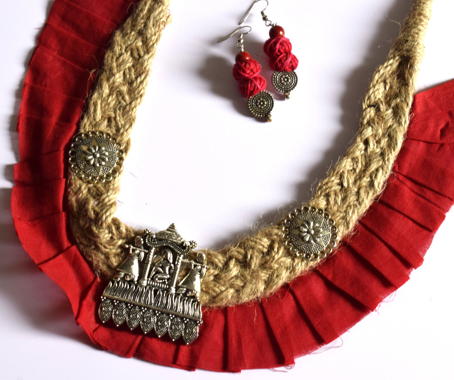 German Silver Palki Pendant Jute Fabric Necklace Set