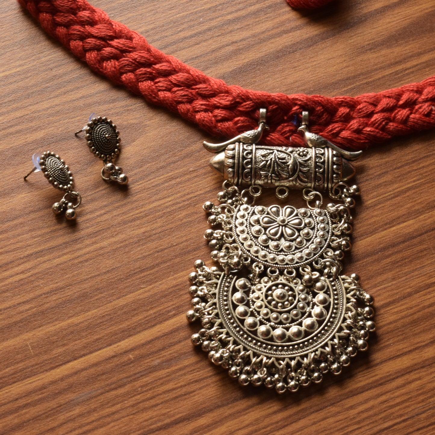 Paramsundari Silver Oxidised Layered Pendant Red Fabric Necklace