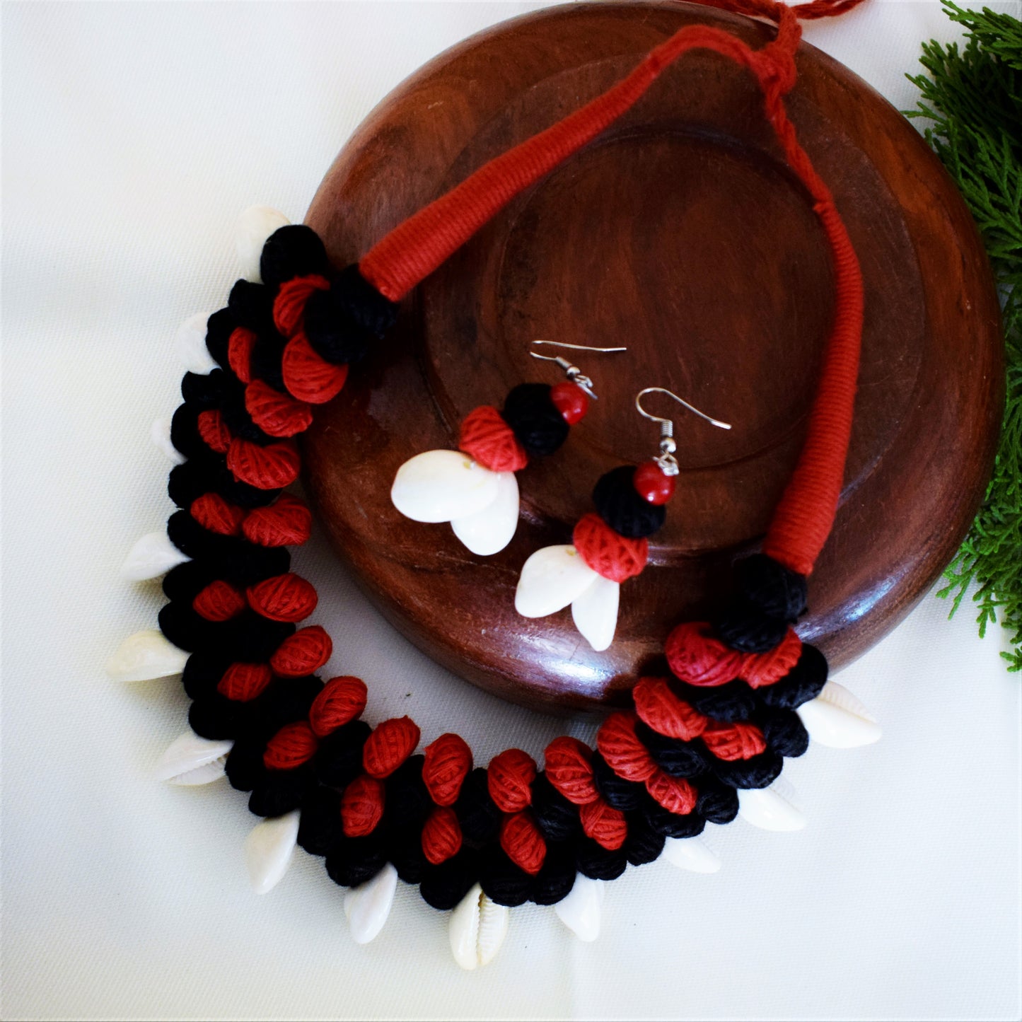 Layered Fabric Bead Choker Necklace with Sea Shell Danglers