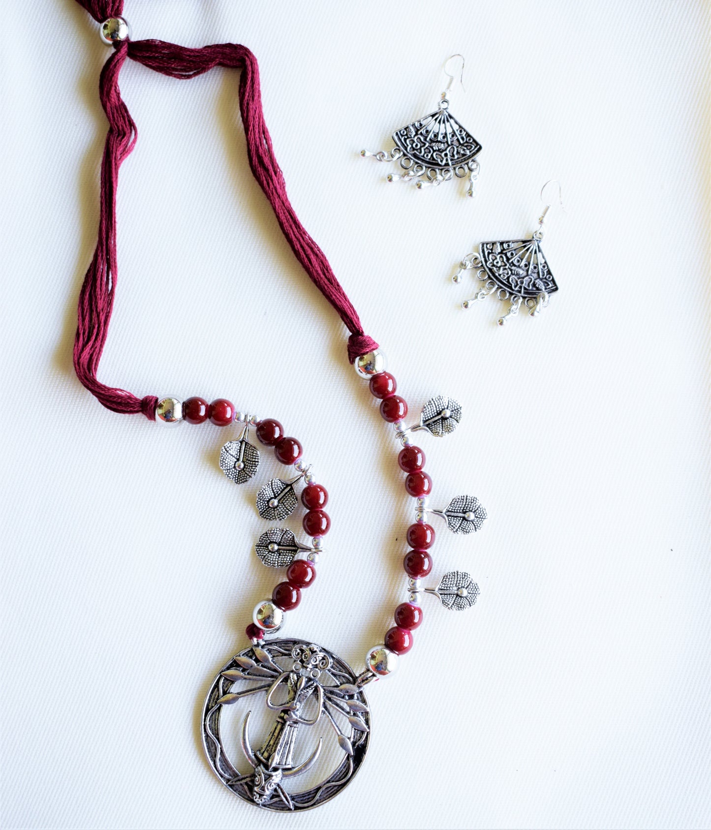 Goddess Durga Mahishasur Mardini Pendant Bead Necklace Set