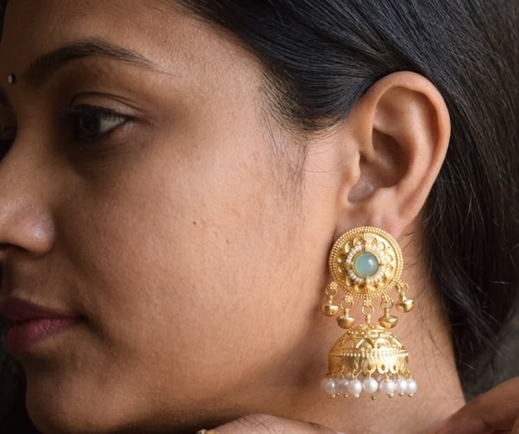 Manmohini Pearl and Gem Matt Gold Ghungroo Jhumka