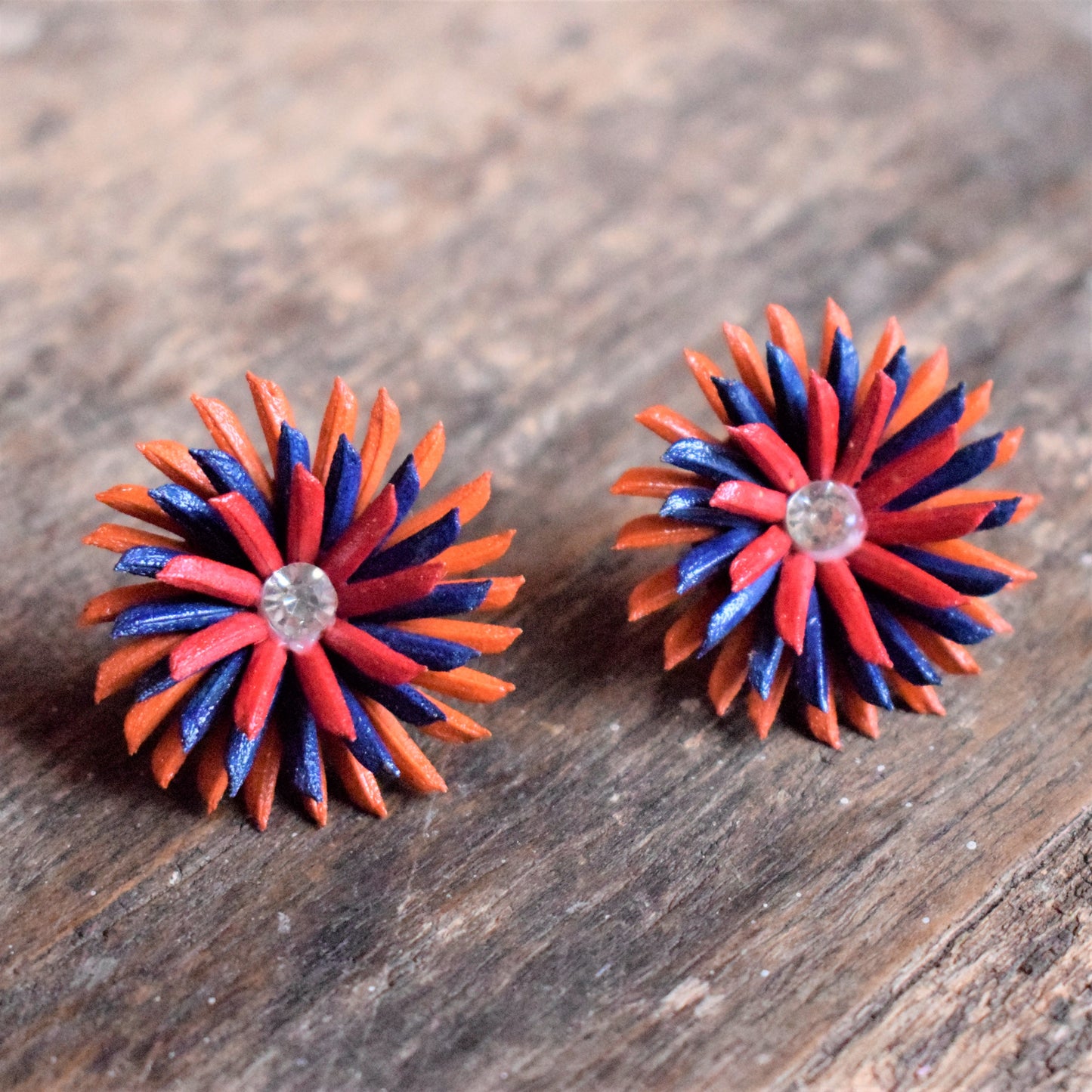 Grain Studs (Large) - GlitterGleam