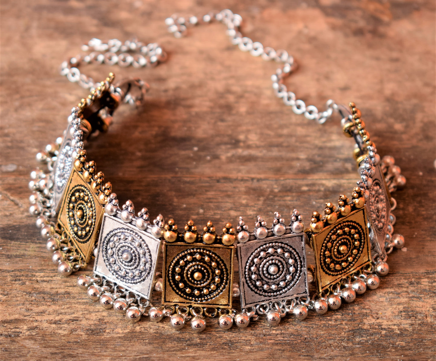 Dual Tone Royal Choker Necklace
