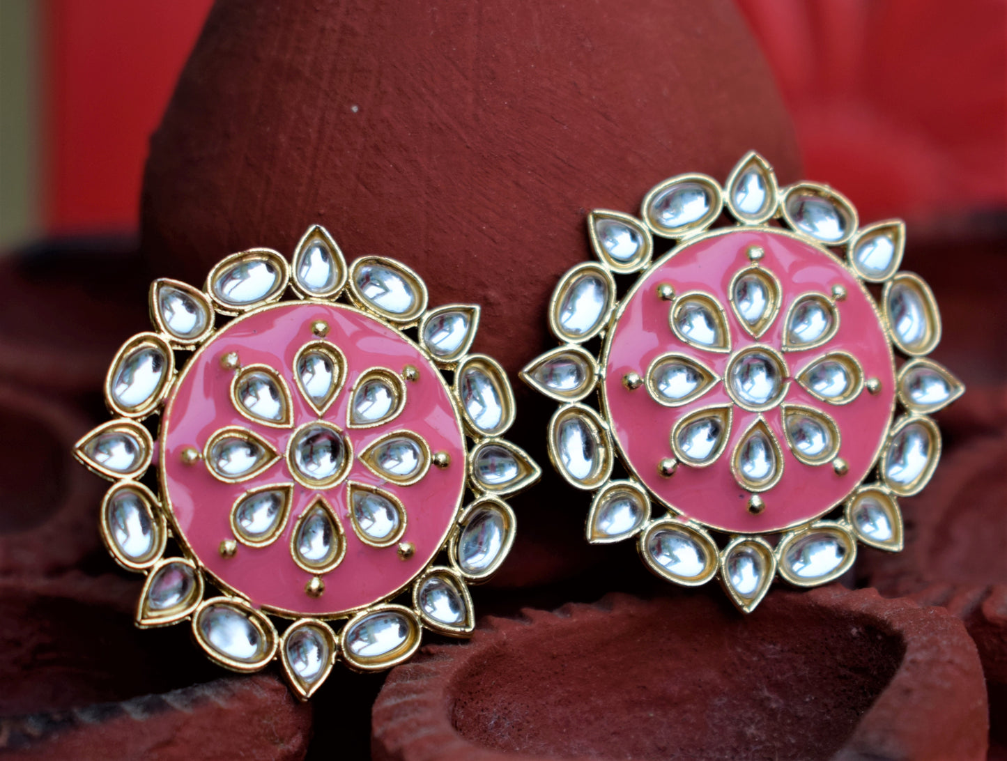 Kundan Circular Floral Meenakari Stud - GlitterGleam