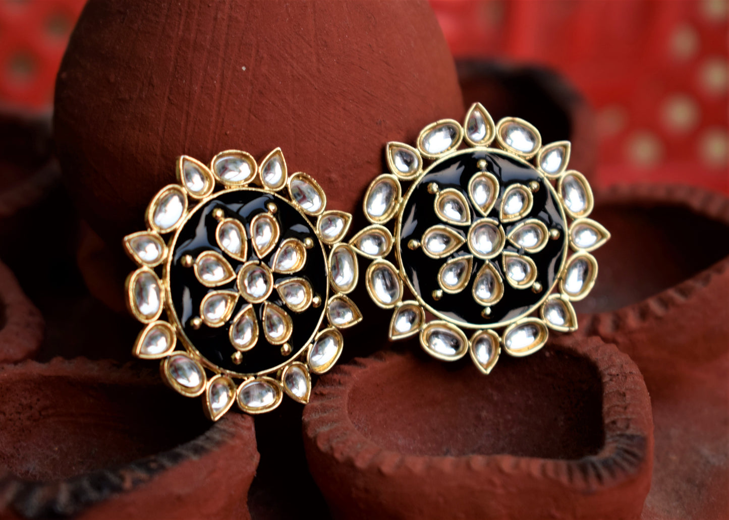 Kundan Circular Floral Meenakari Stud - GlitterGleam