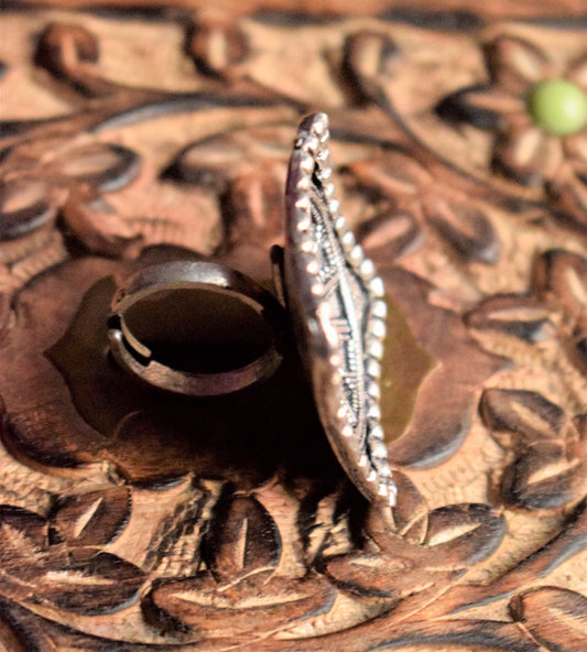 German Silver Regal Motif Square Finger Ring