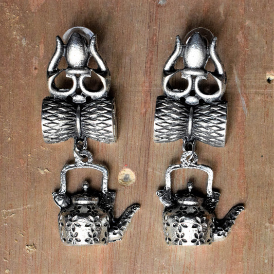 Trishul Damru Kettle Earring