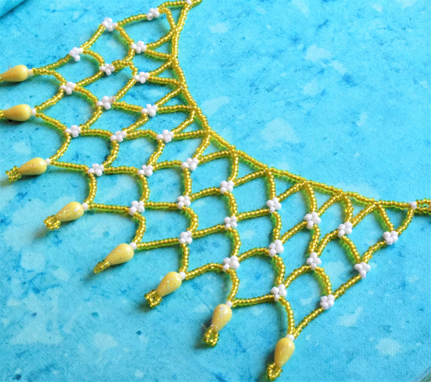 Green and Yellow Bead Fish Net Crochet Choker Necklace