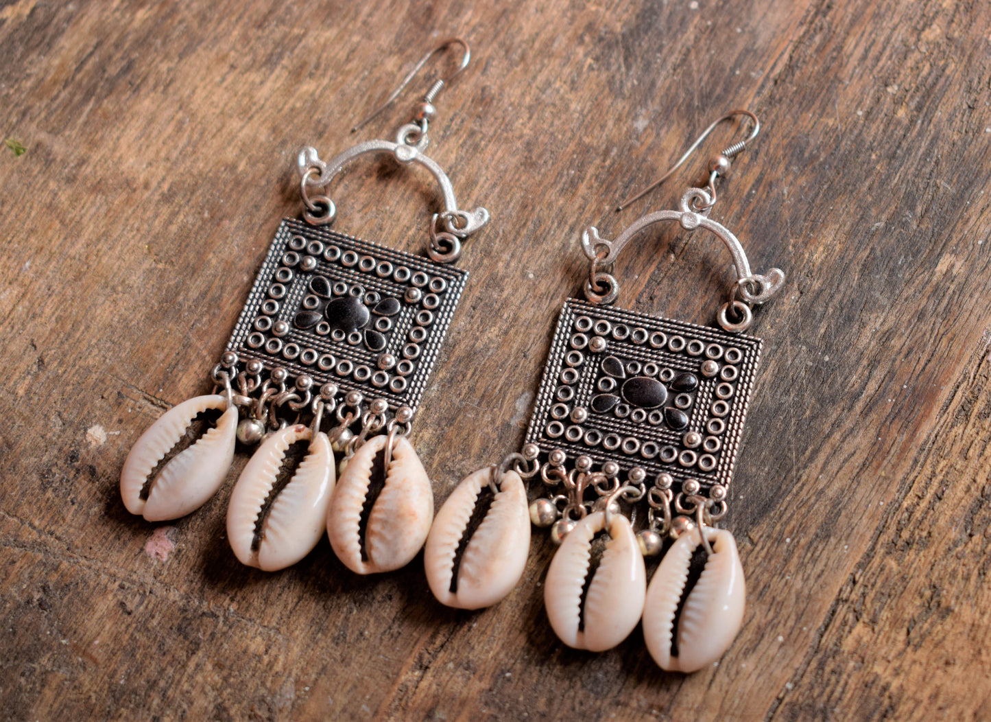 Afghani Seashell Square Danglers - GlitterGleam