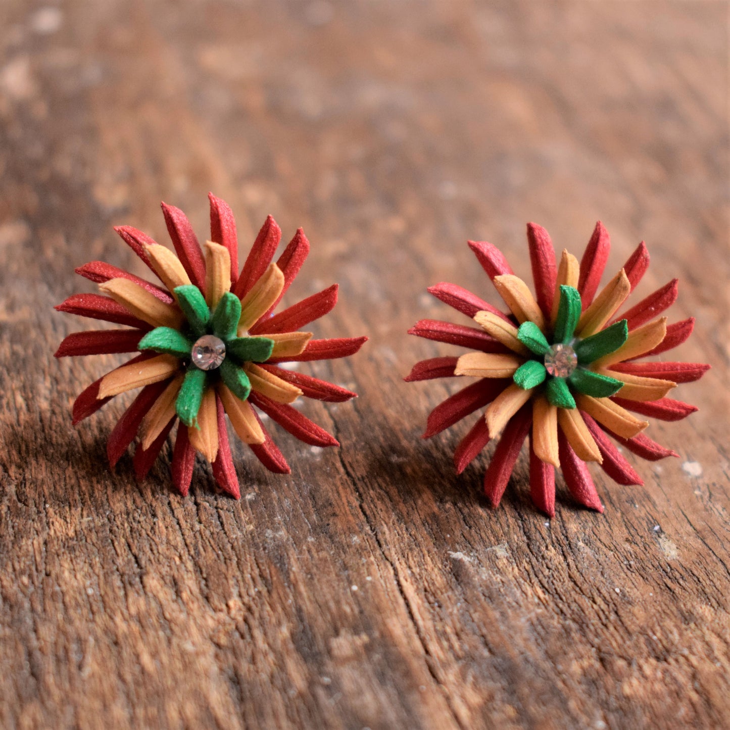 Grain Studs (Medium) - GlitterGleam