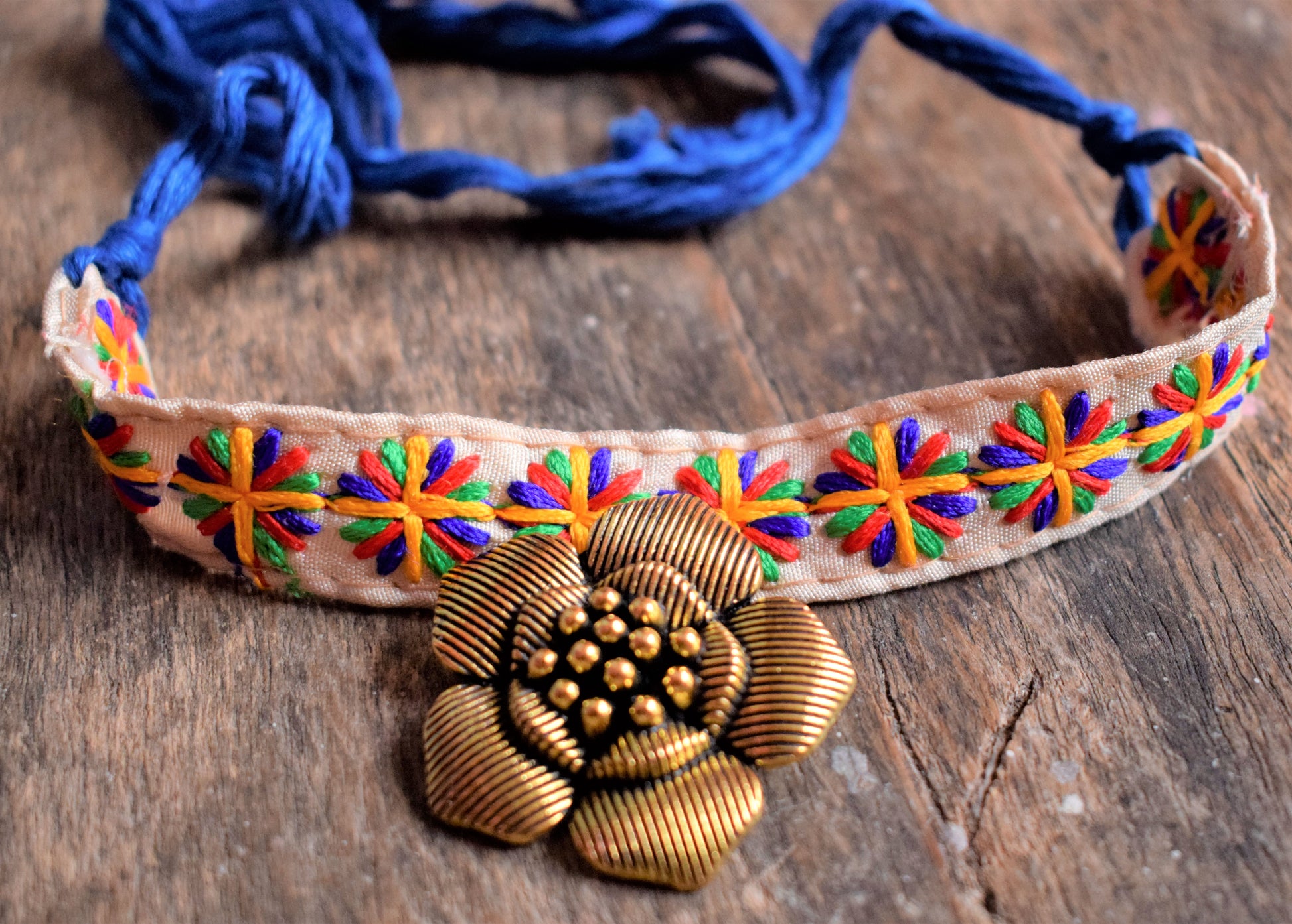 Golden Oxidised Flower Pendant Fabric Choker Necklace - GlitterGleam