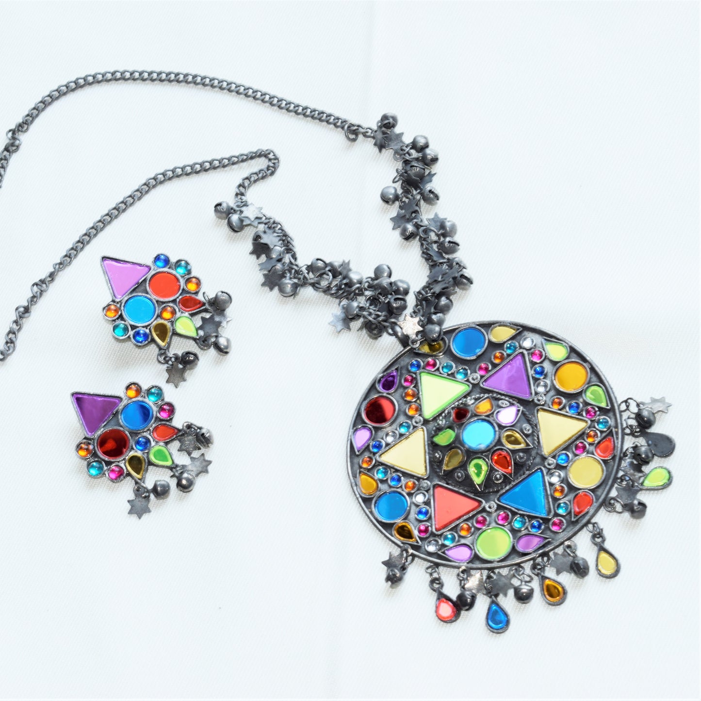 Vyom Afghani Star Pendant Necklace with Earrings