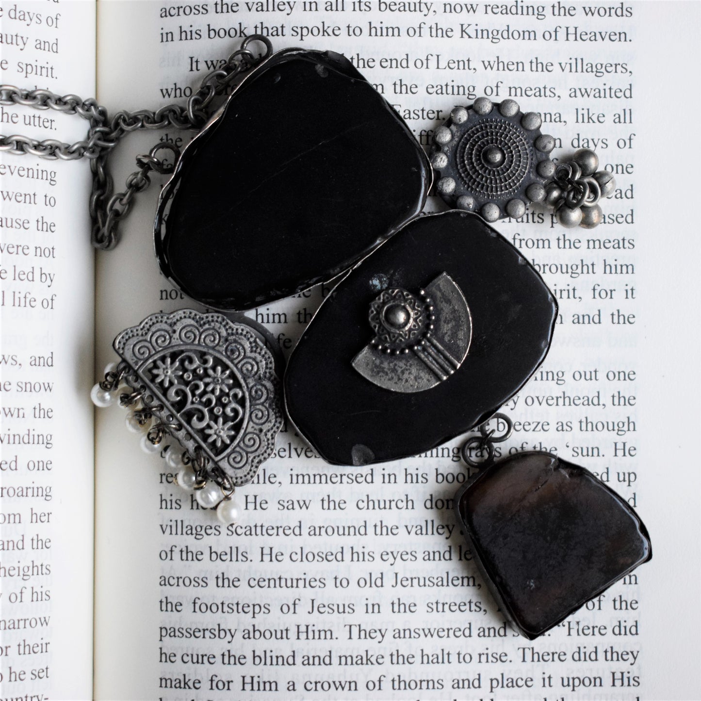Bohomania Stone Silver Antique Pendant Necklace