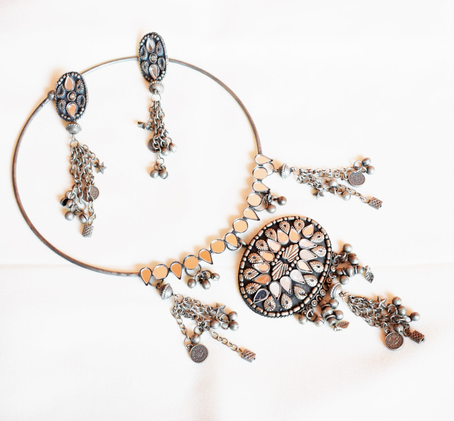 Mirror Embellished Charm Hasli Choker Necklace with Earrings