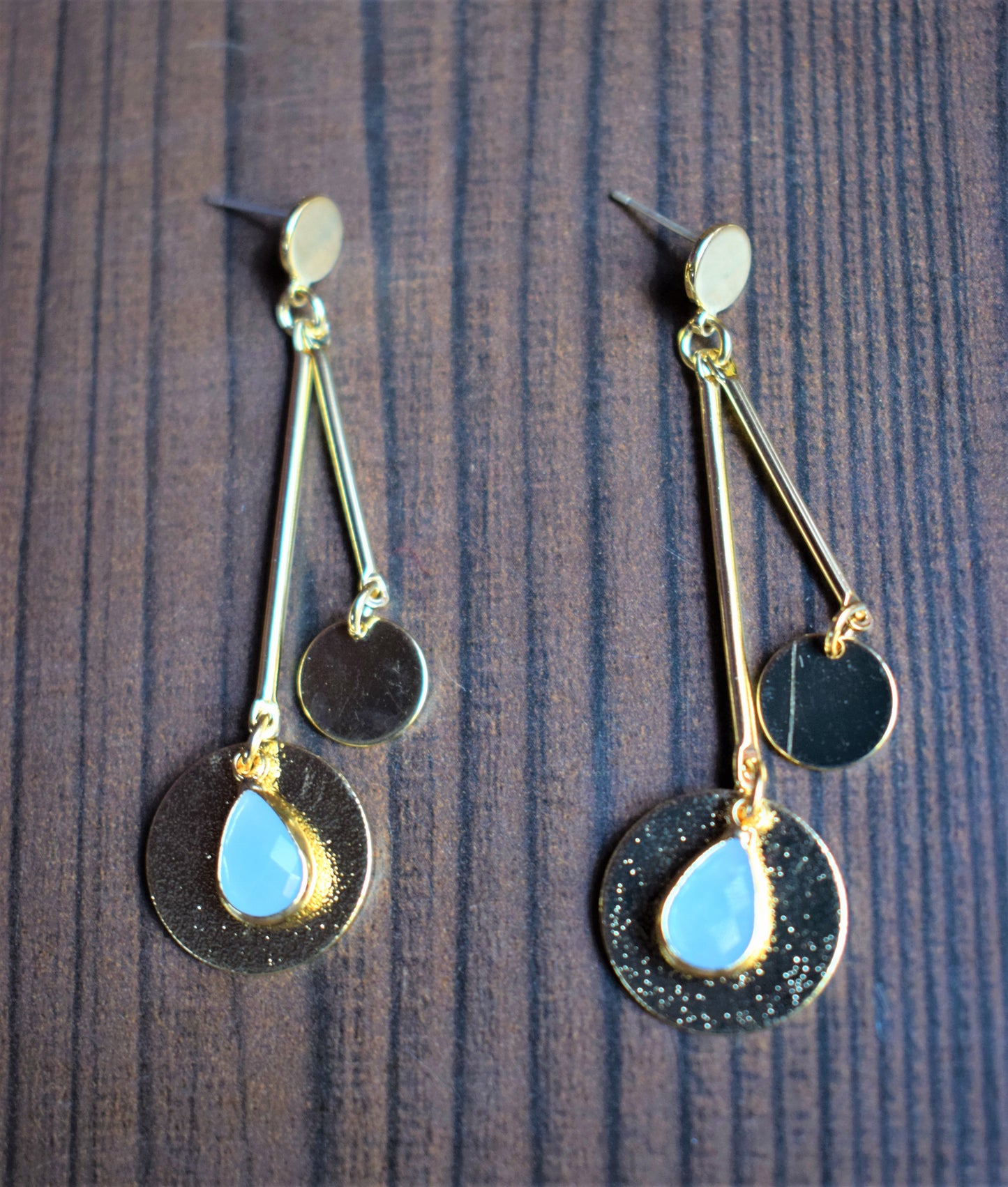 Gemstone Dangle Drop Hammered Earring - GlitterGleam