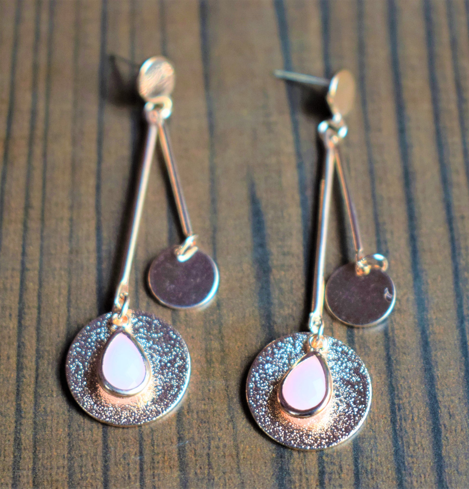 Gemstone Dangle Drop Hammered Earring - GlitterGleam