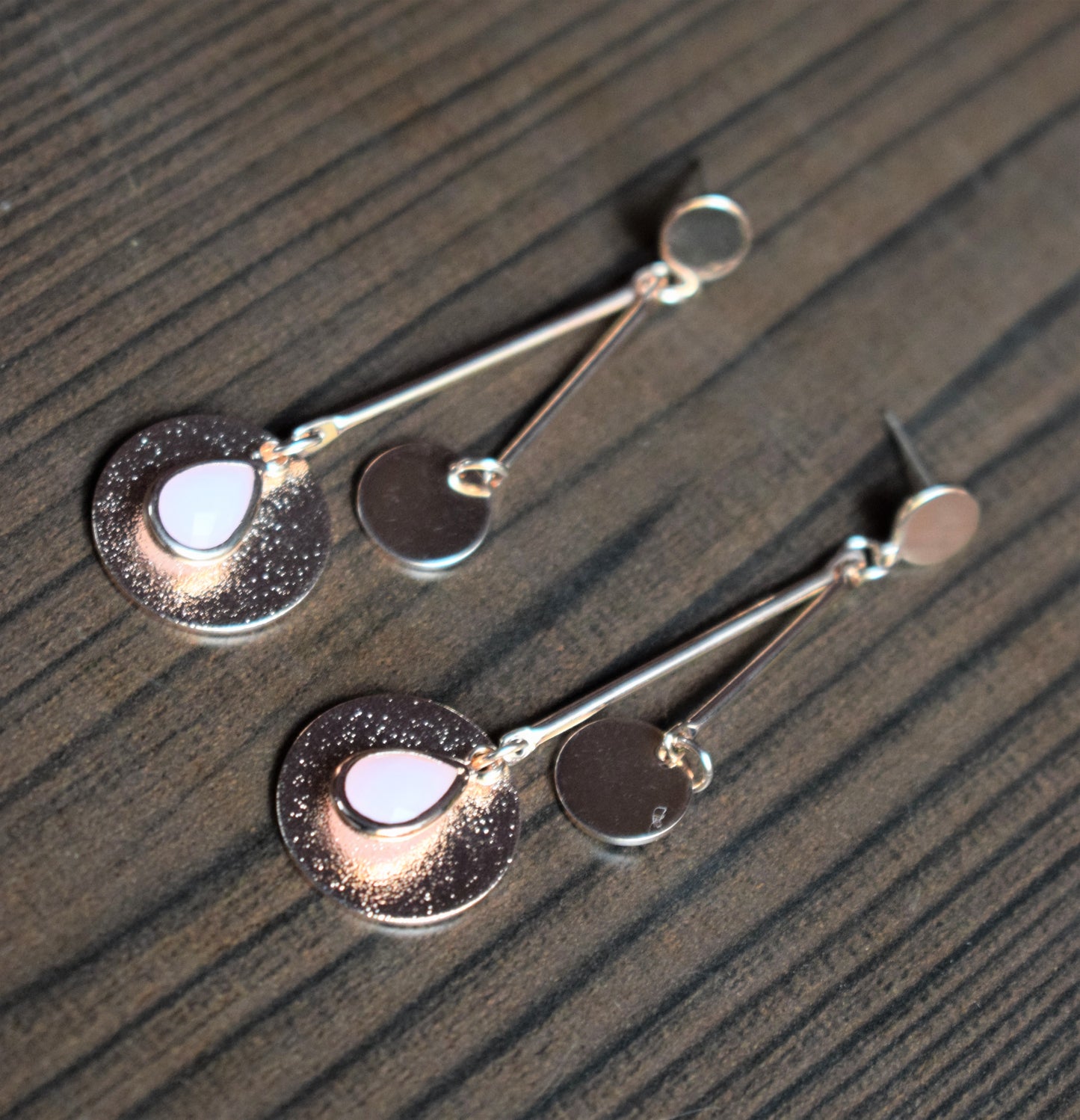 Gemstone Dangle Drop Hammered Earring - GlitterGleam