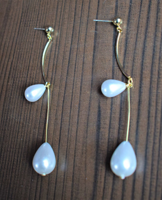 Pearl Drop Layered Earring - GlitterGleam