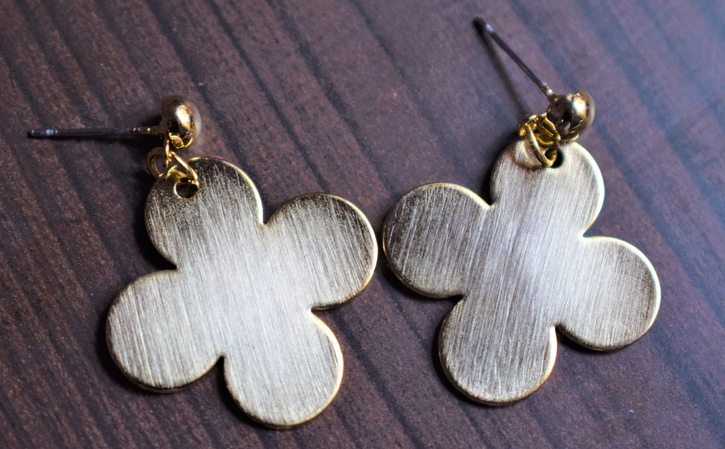 Dainty Floral Earrings - GlitterGleam