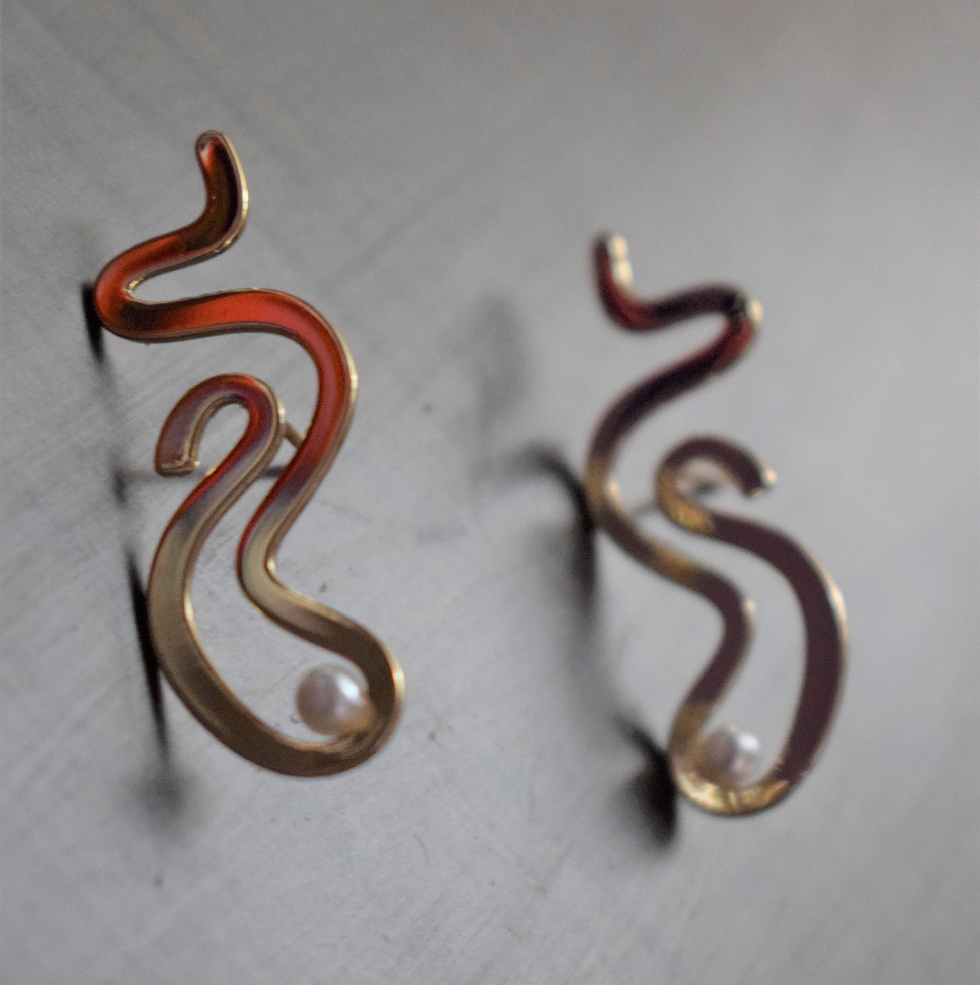 Snake Pearl Earring - GlitterGleam