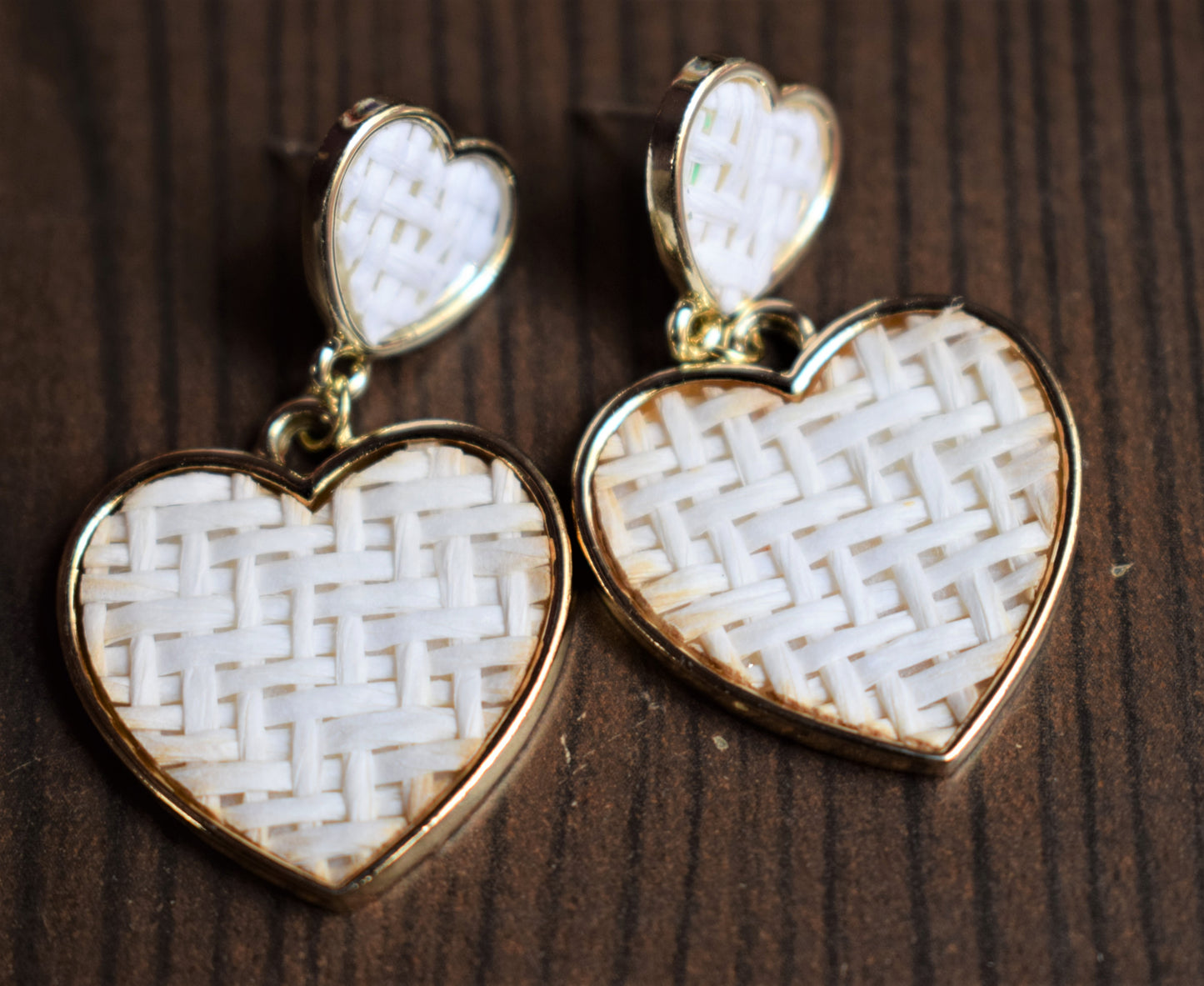Wooden Weave Heart Earrings - GlitterGleam