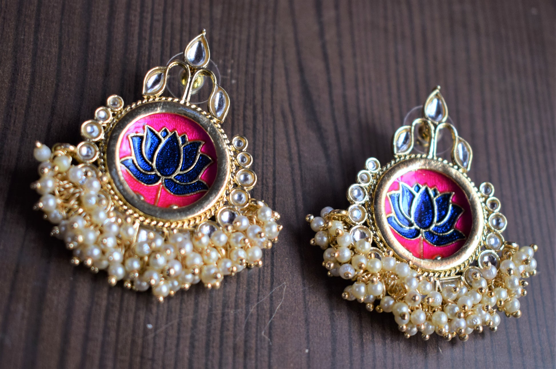 Lotus Kundan Pearl Stud Earring - GlitterGleam