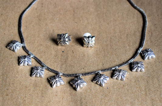 Silver Choker Necklace with Stud Earrings - GlitterGleam