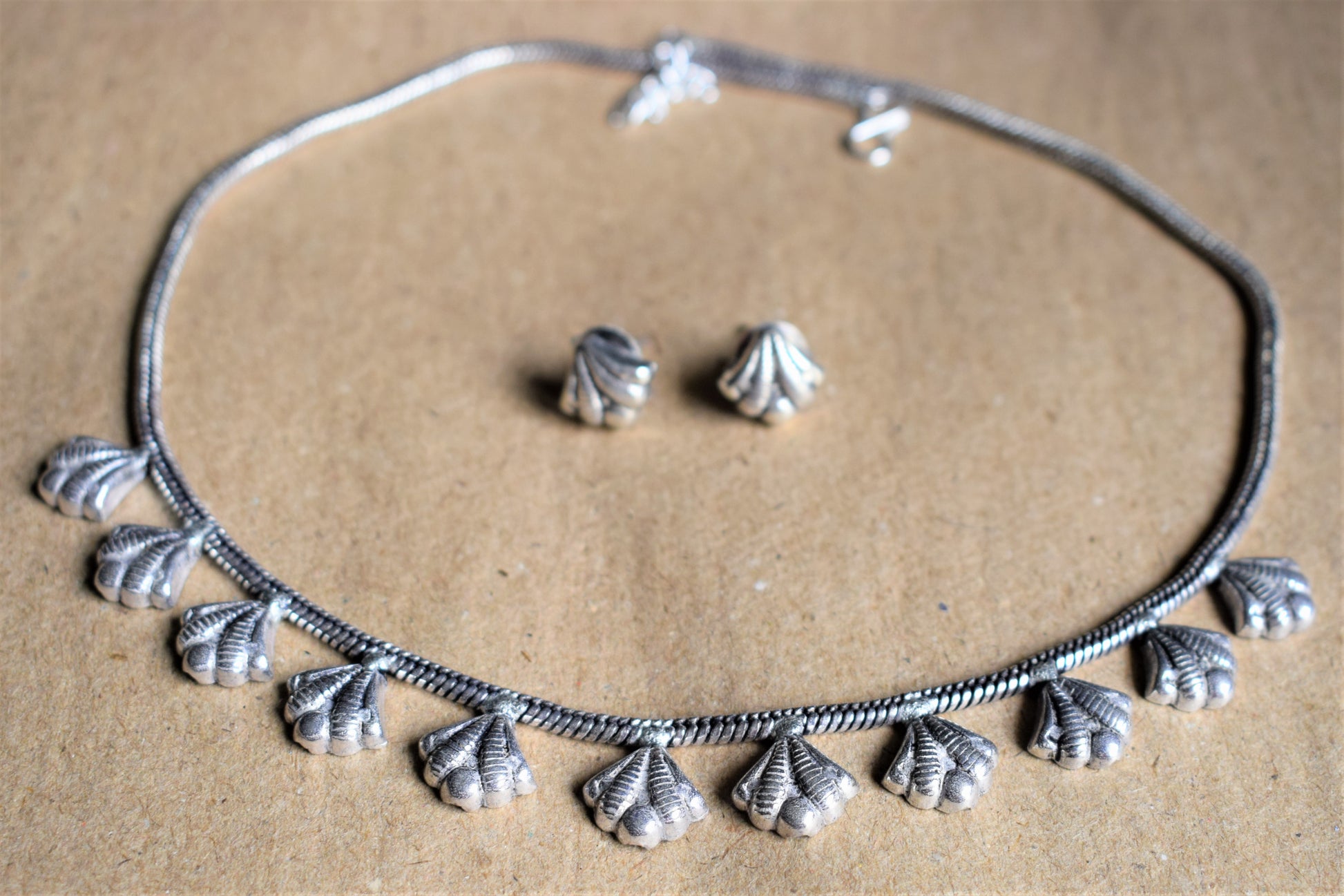 Silver Choker Necklace with Stud Earrings - GlitterGleam