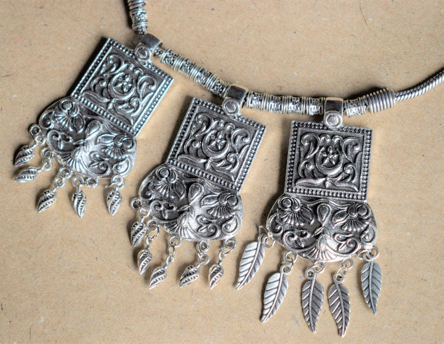 Silver Triple Pendant Choker Necklace - GlitterGleam