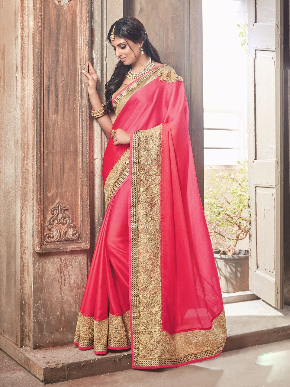 Designer Pink Glossy Chiffon Saree with Heavy Border Shoulder Design