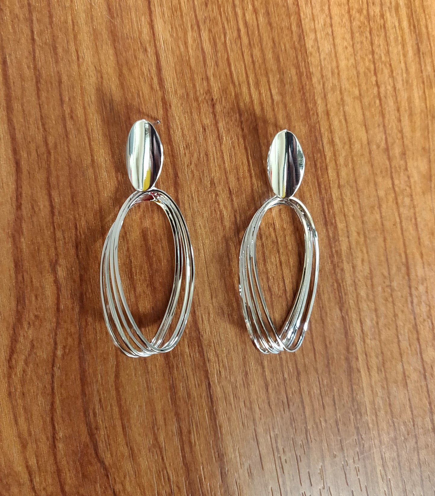 Loop Dangle Drop Earring - GlitterGleam