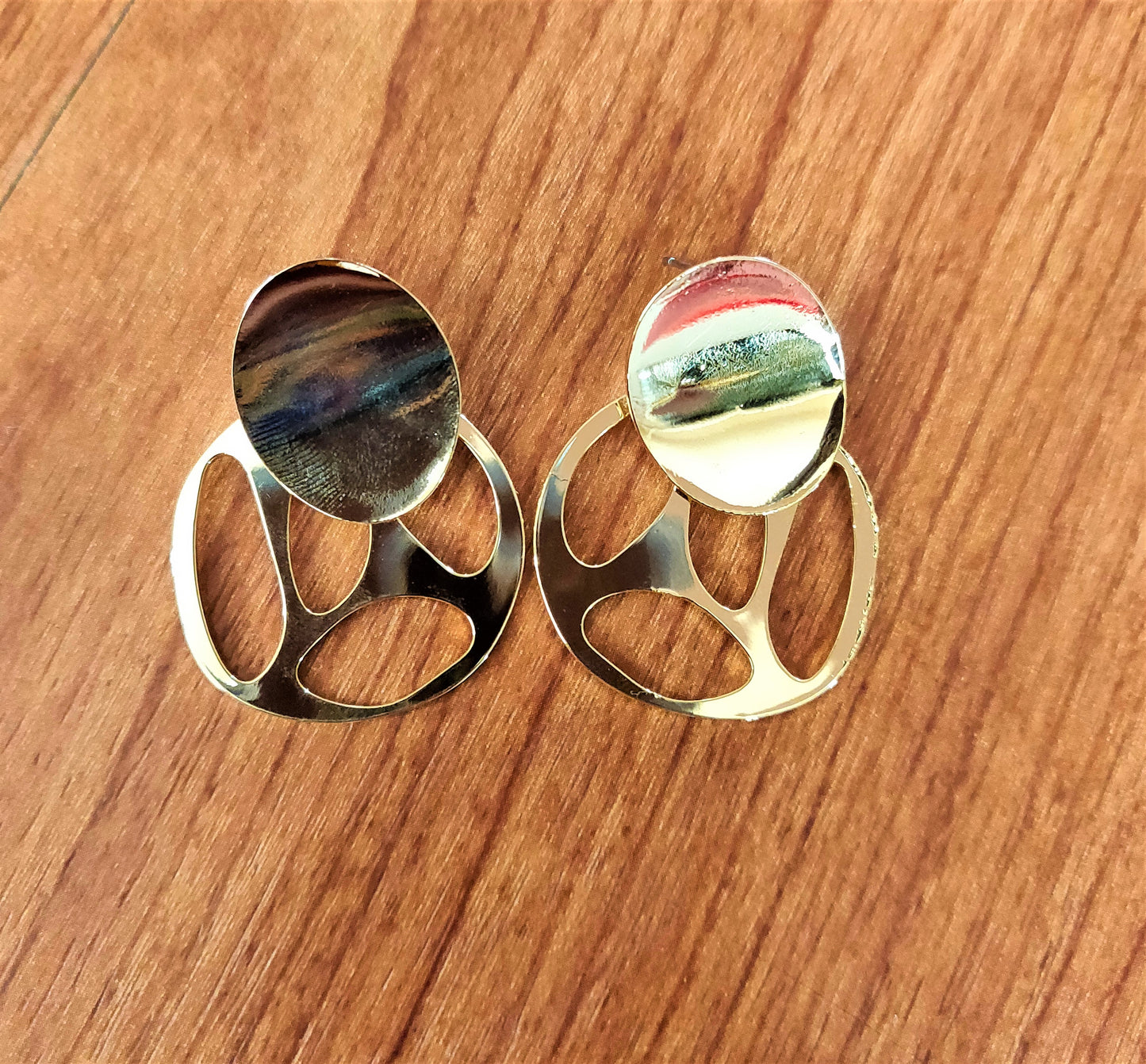 Golden Asymmetric Stud Earring - GlitterGleam