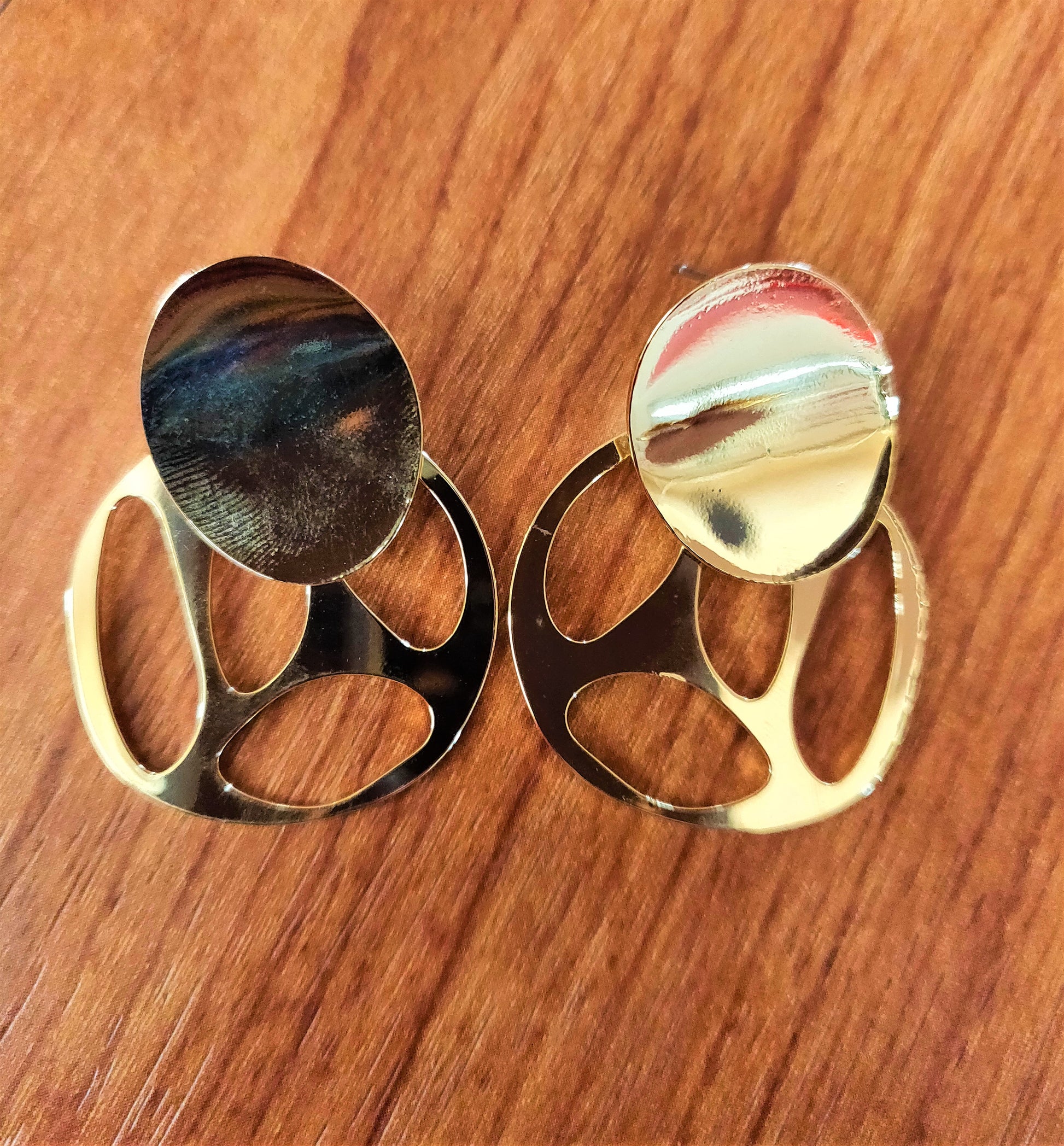 Golden Asymmetric Stud Earring - GlitterGleam