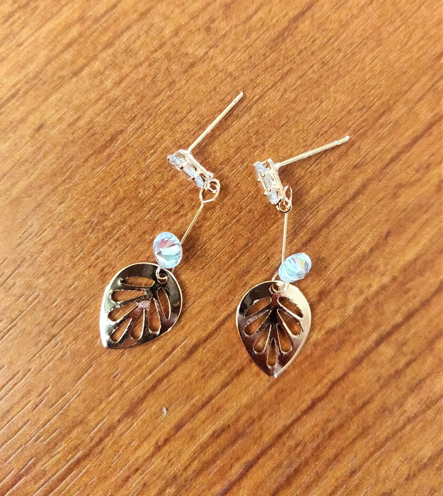 Leaf AD Earring - GlitterGleam