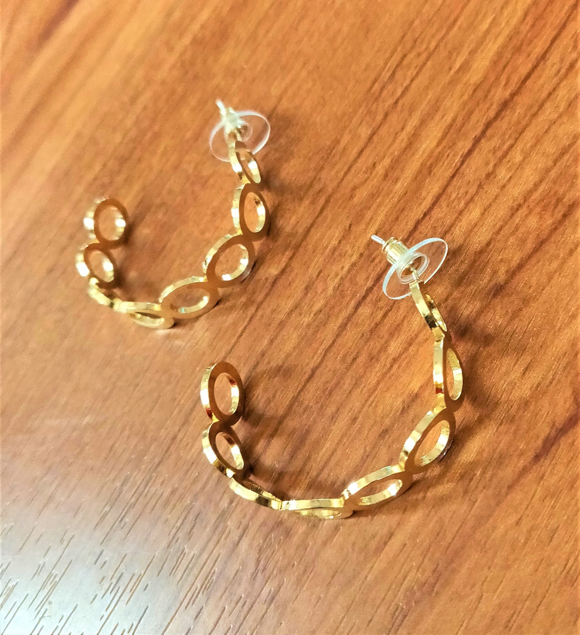 Designer Coiled Hoop Stud - GlitterGleam