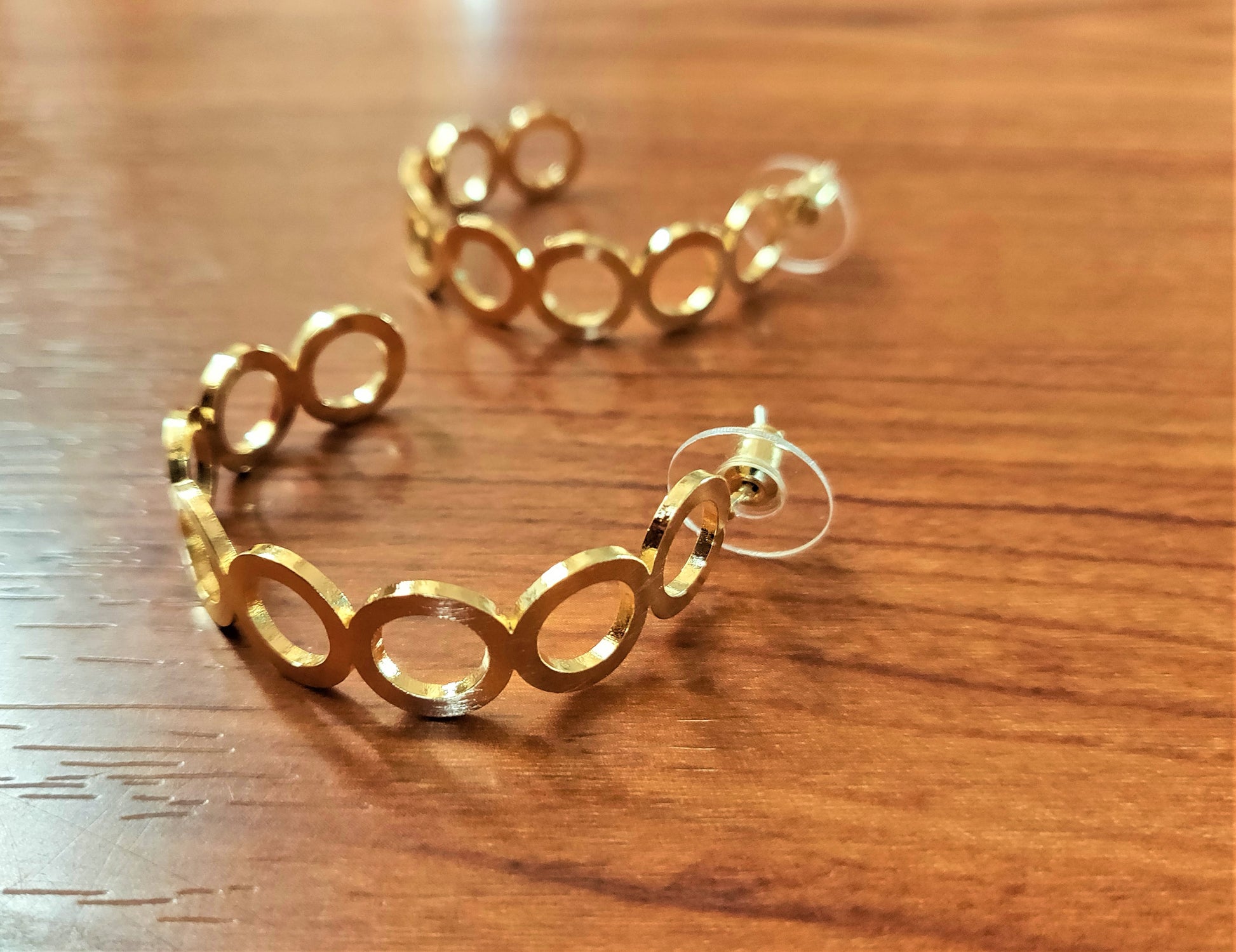 Designer Coiled Hoop Stud - GlitterGleam