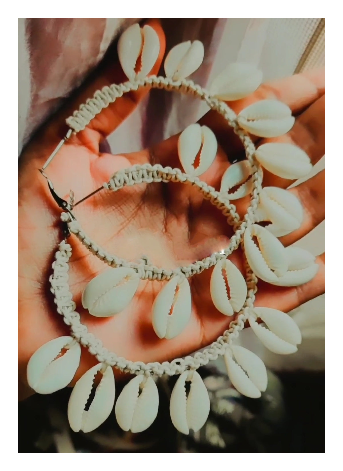 Superlove Shell Hoops (Large)