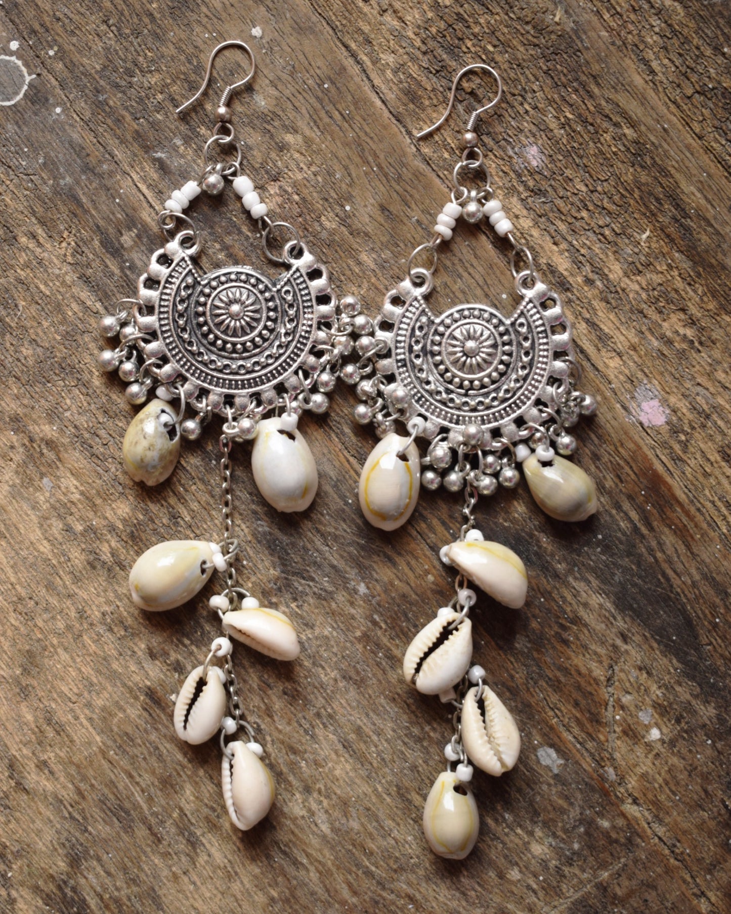 Seashell Chandbali Chandelier Earrings - GlitterGleam