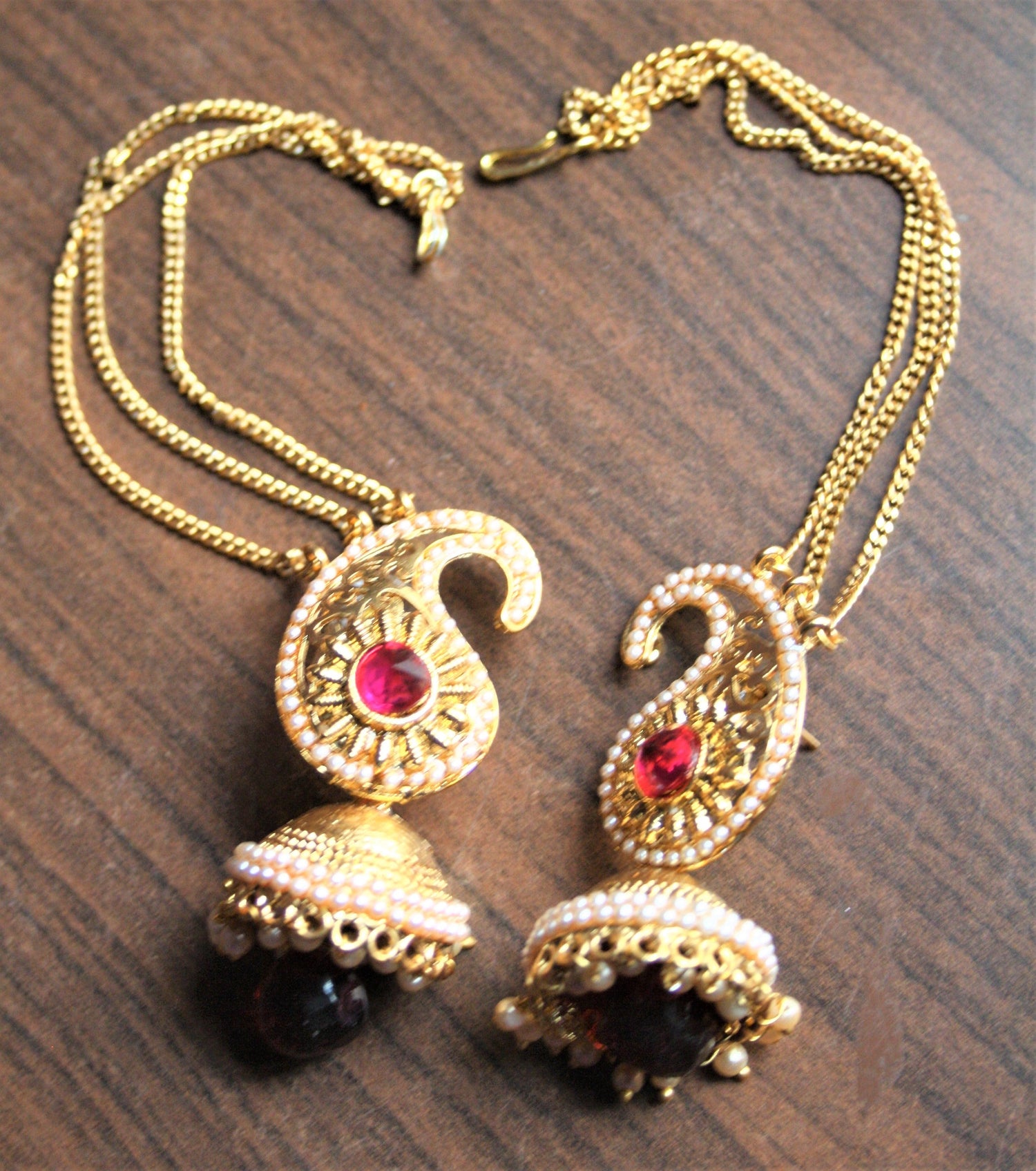 PEARL EARRINGS