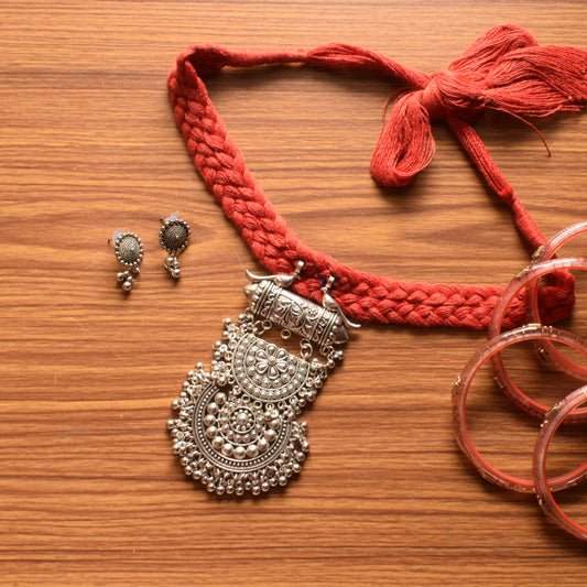 Paramsundari Silver Oxidised Layered Pendant Red Fabric Necklace