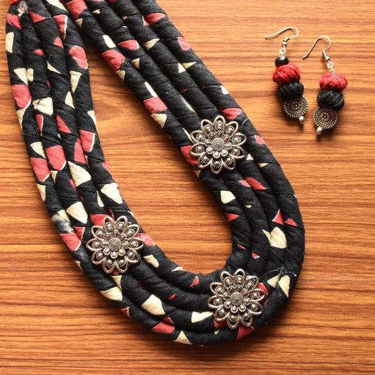Black Floral Fabric Necklace Set