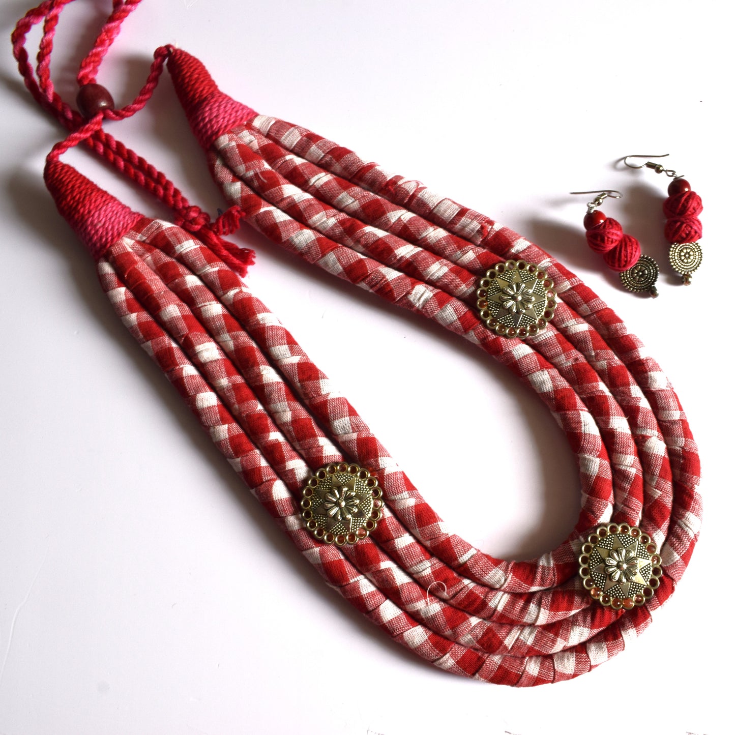 Red and White Silver Oxidised Floral Coin Fabric Rope Necklace Set