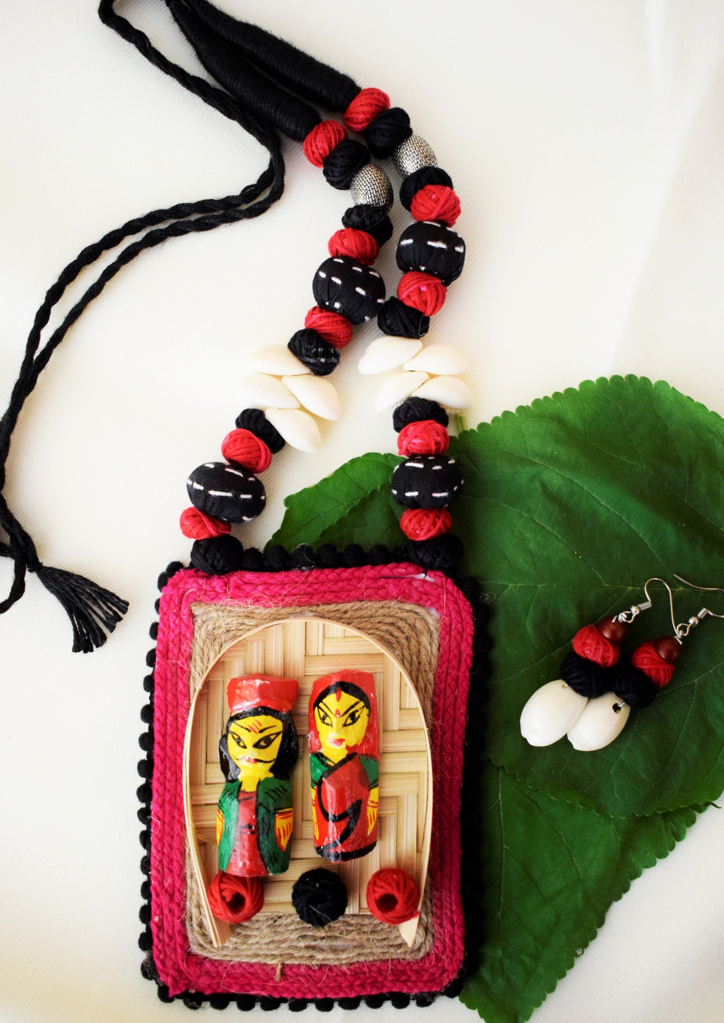 Bamboo Dolls Pendant Fabric Necklace with Shell Earrings