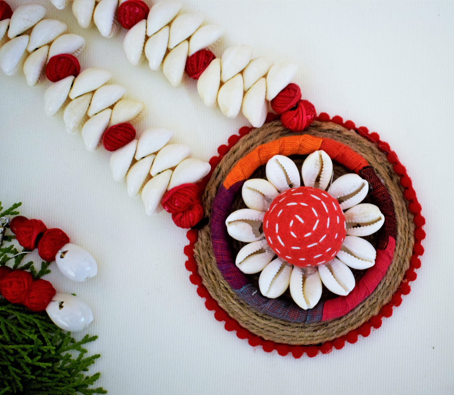 Sea Shell Flower Pendant Fabric Necklace Set