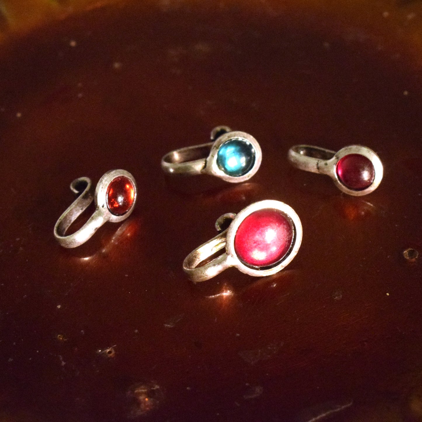 Gem Nose Push Pin