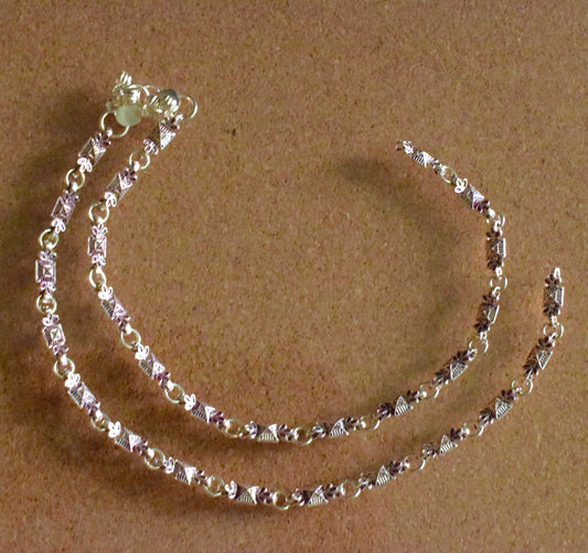 Maroon Meenakari Motif Anklet