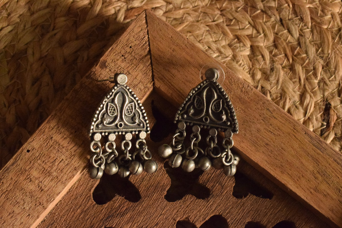 Kkusum Germna Silver Half Choker Necklace with Earrings