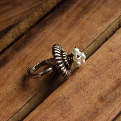 German Silver Oxidized Pearl Bead Finger Ring