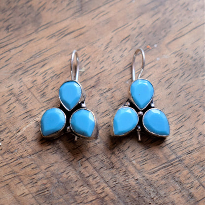 German Silver Dew Drop Cluster Earring (Gemstone)
