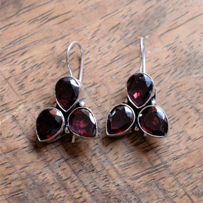 German Silver Dew Drop Cluster Earring (Gemstone)